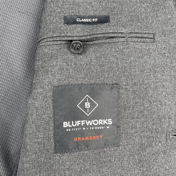 Bluffworks Gramercy Classic Fit Lined Grey Two Button Traveler Blazer Sz 44R - Picture 6 of 8